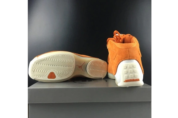  AA2494-801 AA2494-801 Jordan Orange Campfire 18 Retro 0825